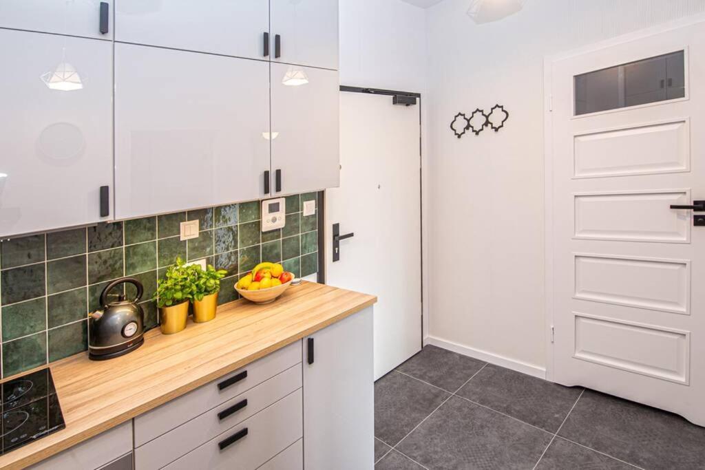 Apartament With Garden Bezplatny Parking !!! 크라쿠프 외부 사진